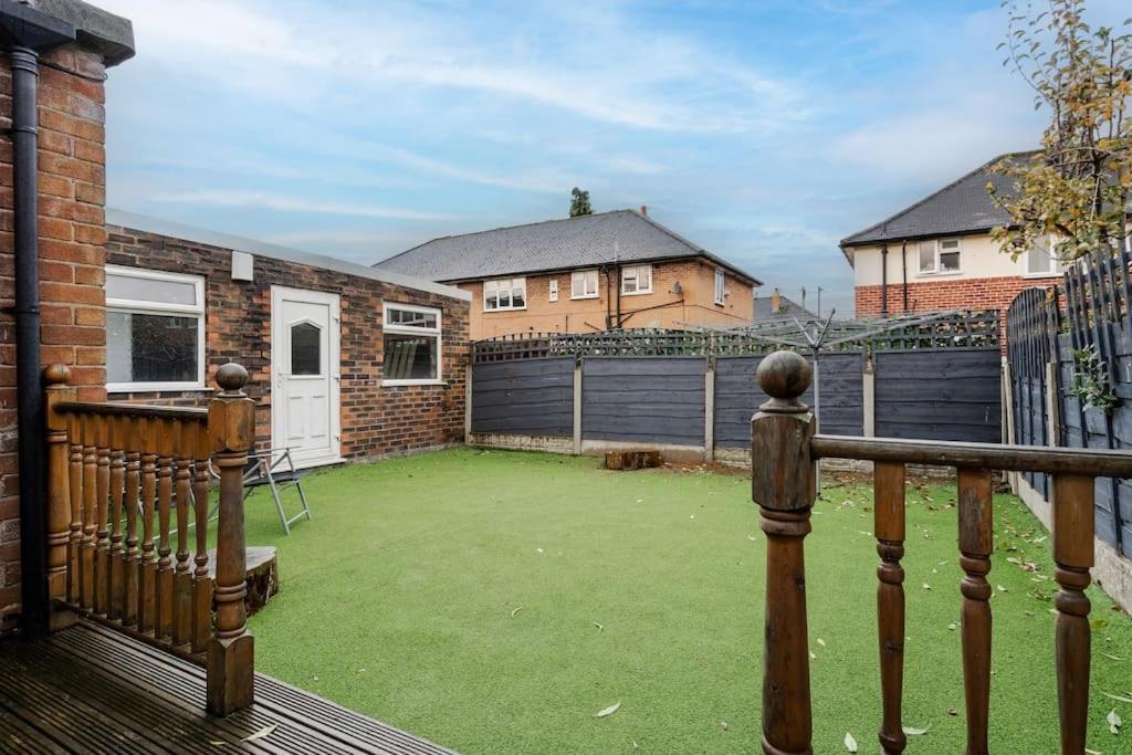 Cressingham House Manchester Villa Exterior photo